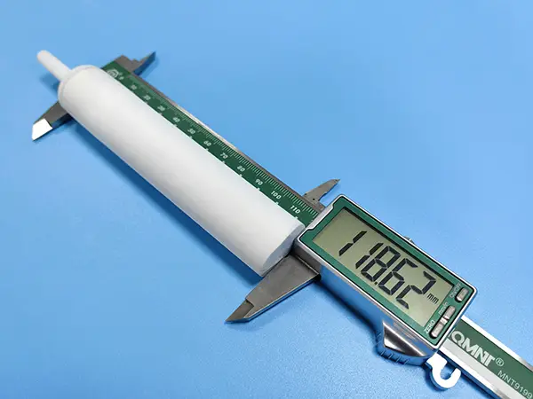 Supplying PTFE Filters in Spanish