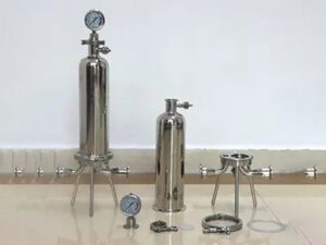 Sanitary filter housing