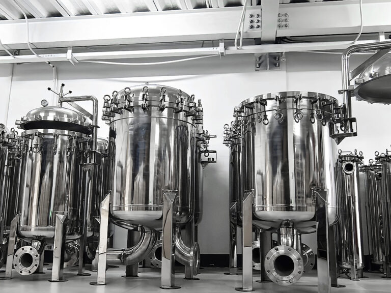 Standardization Strategy for Multi-Site Filter Housing Buyers 2 Multi-Site Filter Housing