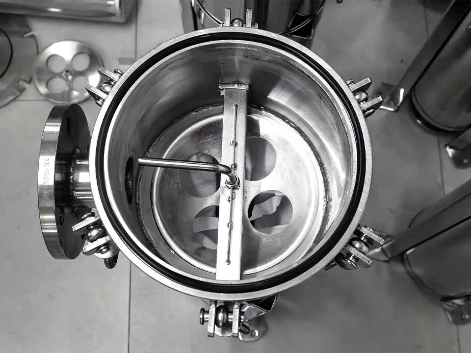 Differential Pressure Gauge Errors in Filter Housings 1 Differential Pressure Gauge Errors in Filter Housings