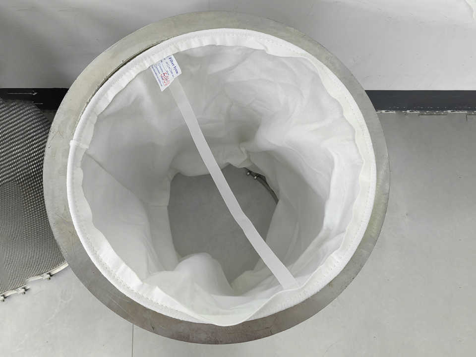 Filter Bag Blowout and Bypass: Causes and Prevention 4 Filter Bag Blowout and Bypass