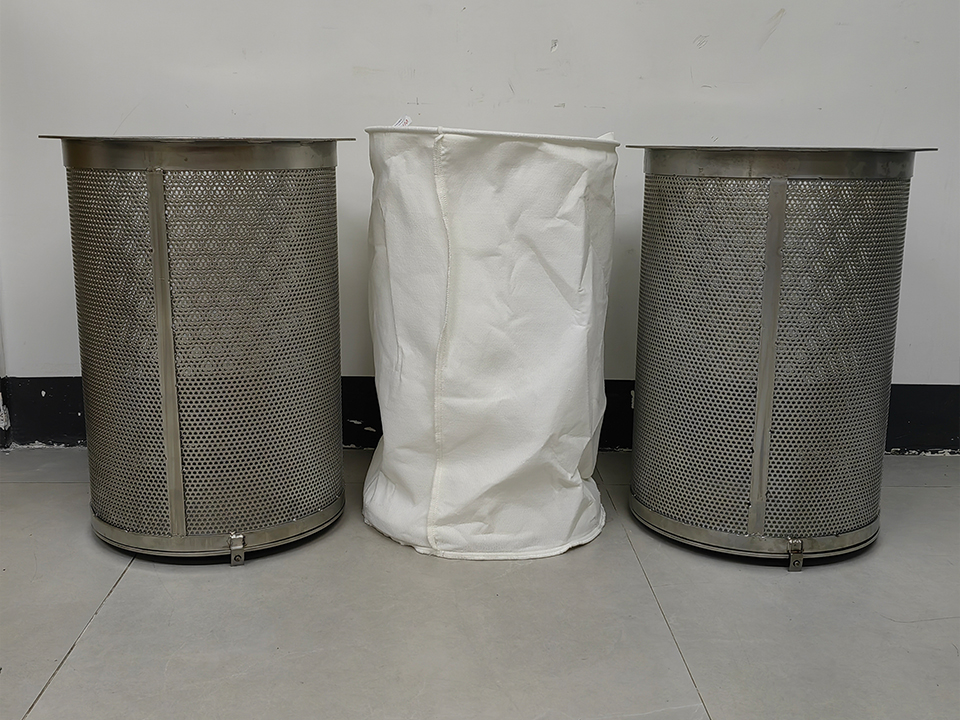 Filter Bag Blowout and Bypass: Causes and Prevention 1 Filter Bag Blowout and Bypass