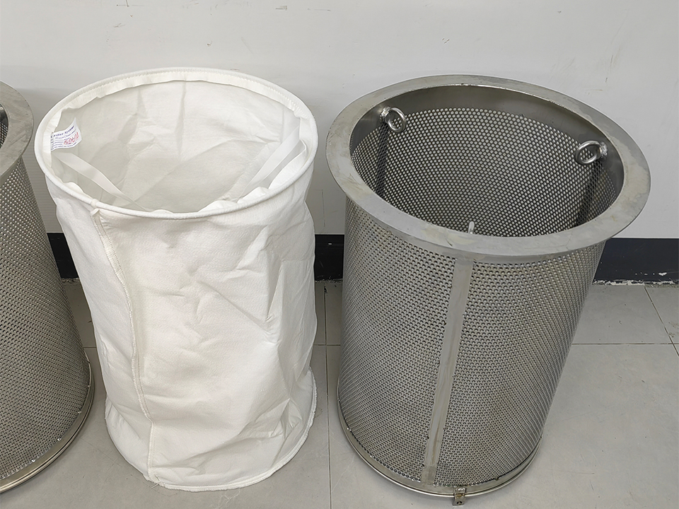 Filter Bag Blowout and Bypass: Causes and Prevention 3 Filter Bag Blowout and Bypass