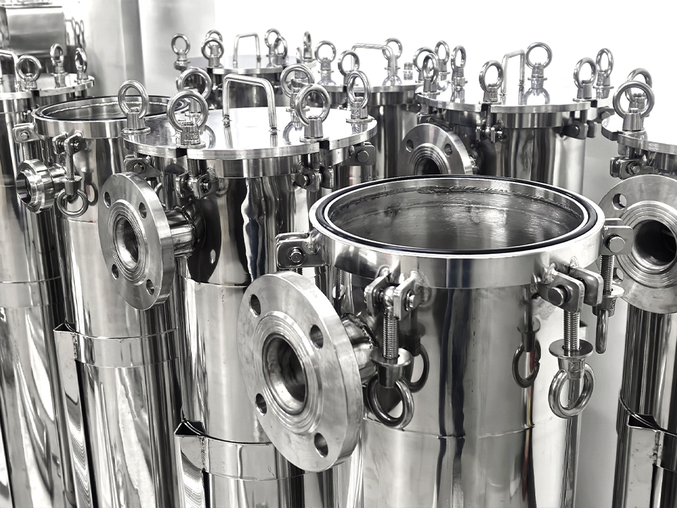Filter Housing Maintenance to Protect RO Membranes 3 Filter Housing Maintenance to Protect RO Membranes