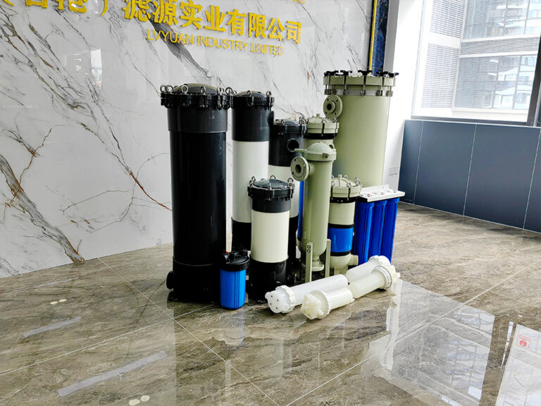 Self-Sealing Medical Filters for Disposable Device Assemblies 15 Porous Plastic Filters in Medical and Laboratory Equipment OEMs