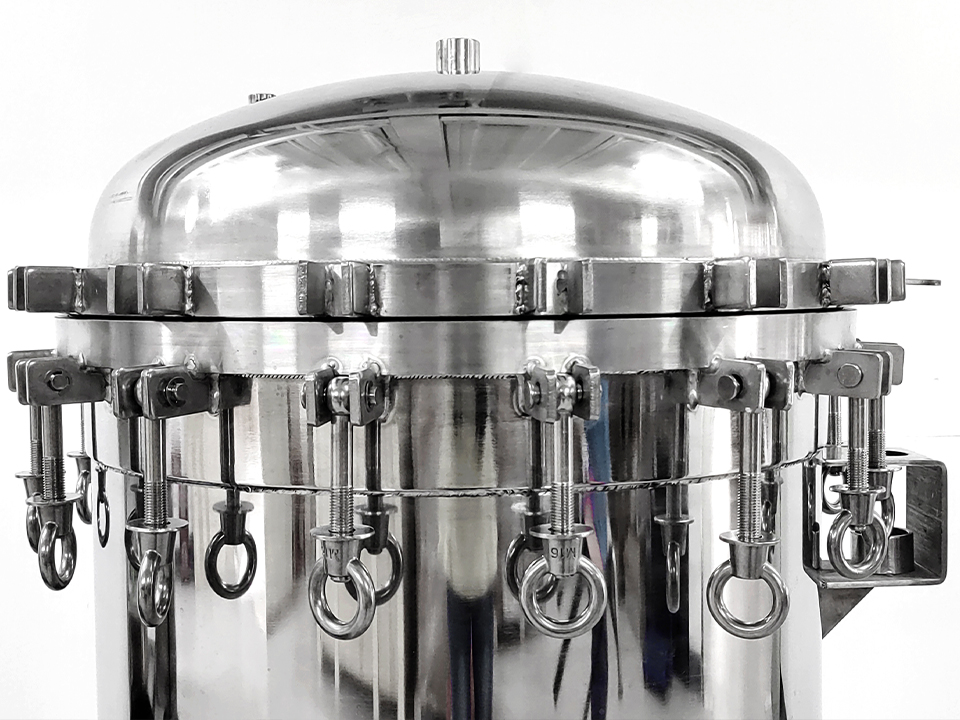 When to Passivate Stainless Filter Housings After Cleaning