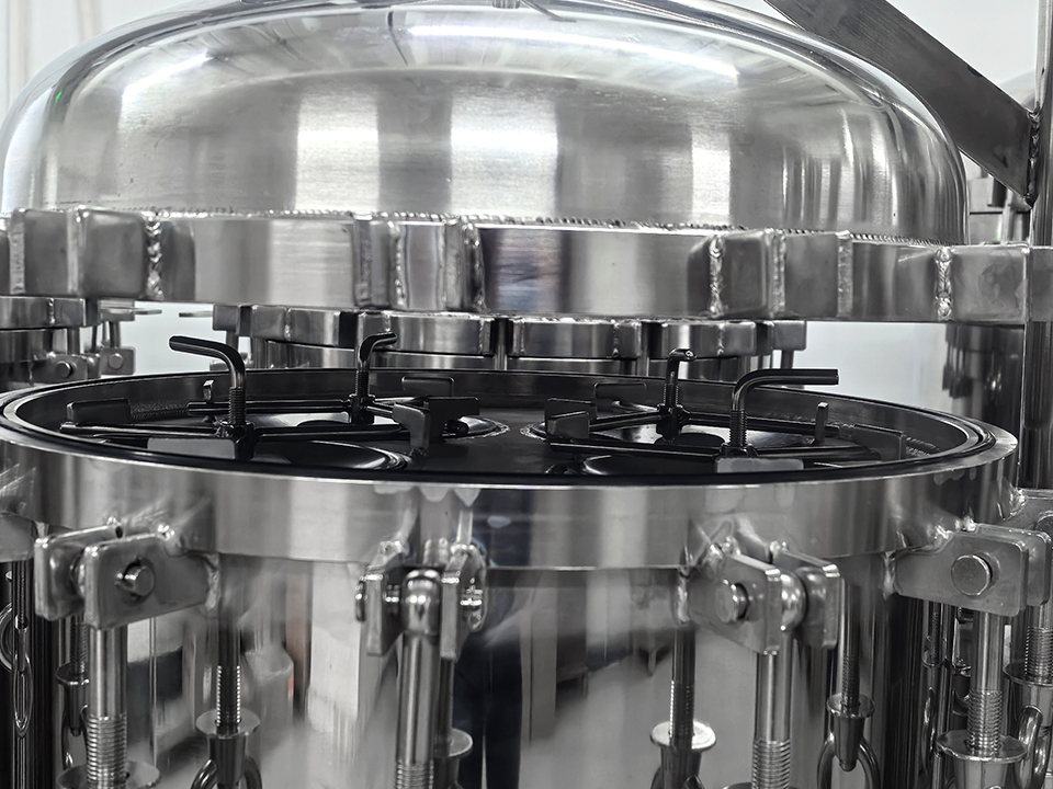 Filter Housing Selection for Viscous Food Product Filtration 3 Filter Housing Selection for Viscous Food Product Filtration