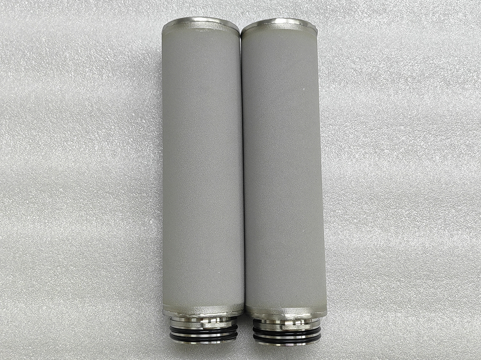 High Flow Filter Cartridge Compatibility Guide for OEMs 4 High Flow Filter Cartridge Compatibility Guide