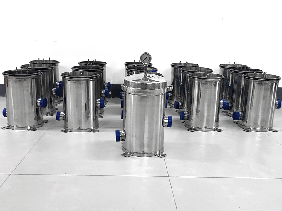 Safe Lid Opening Procedure for Pressurized Filter Housings