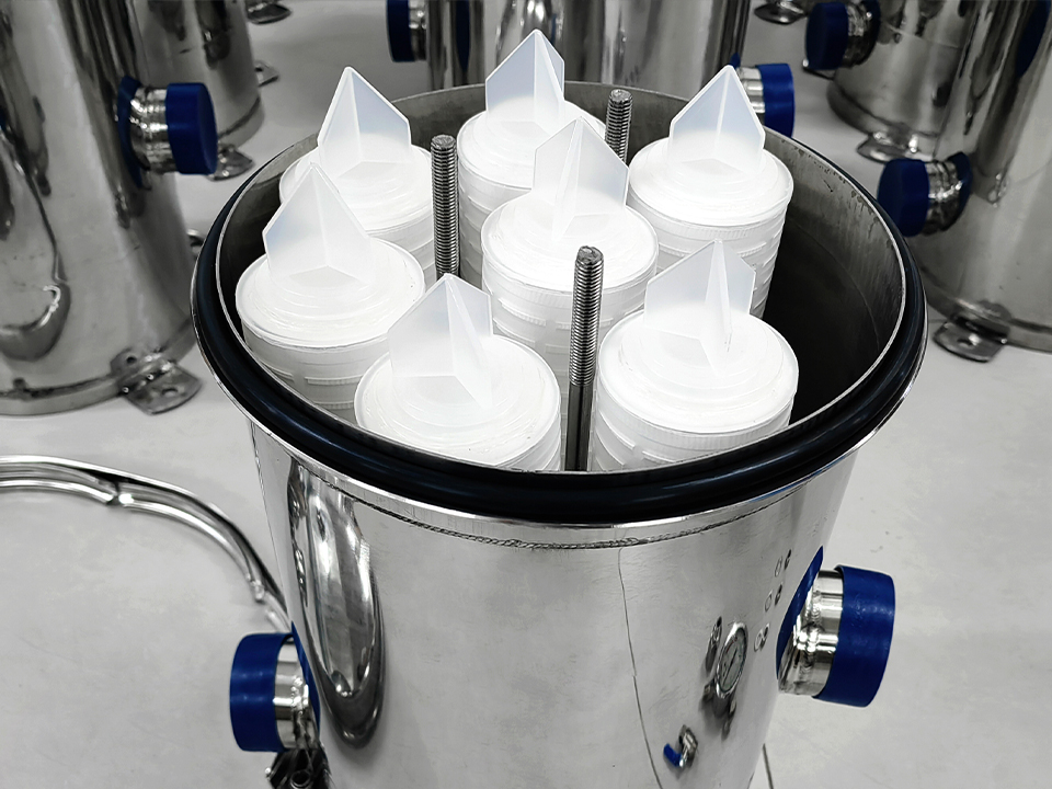 Anforderungen an die Oberflächenbeschaffenheit (Ra) für Sanitärfiltergehäuse 2 Anforderungen an die Oberflächenbeschaffenheit (Ra-Wert) für Filtergehäuse im Sanitärbereich