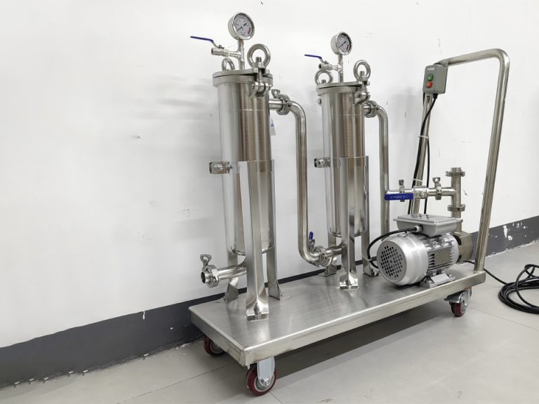 Field Repair vs Replacement for Industrial Filter Housings 1 Field Repair vs Replacement for Industrial Filter Housings