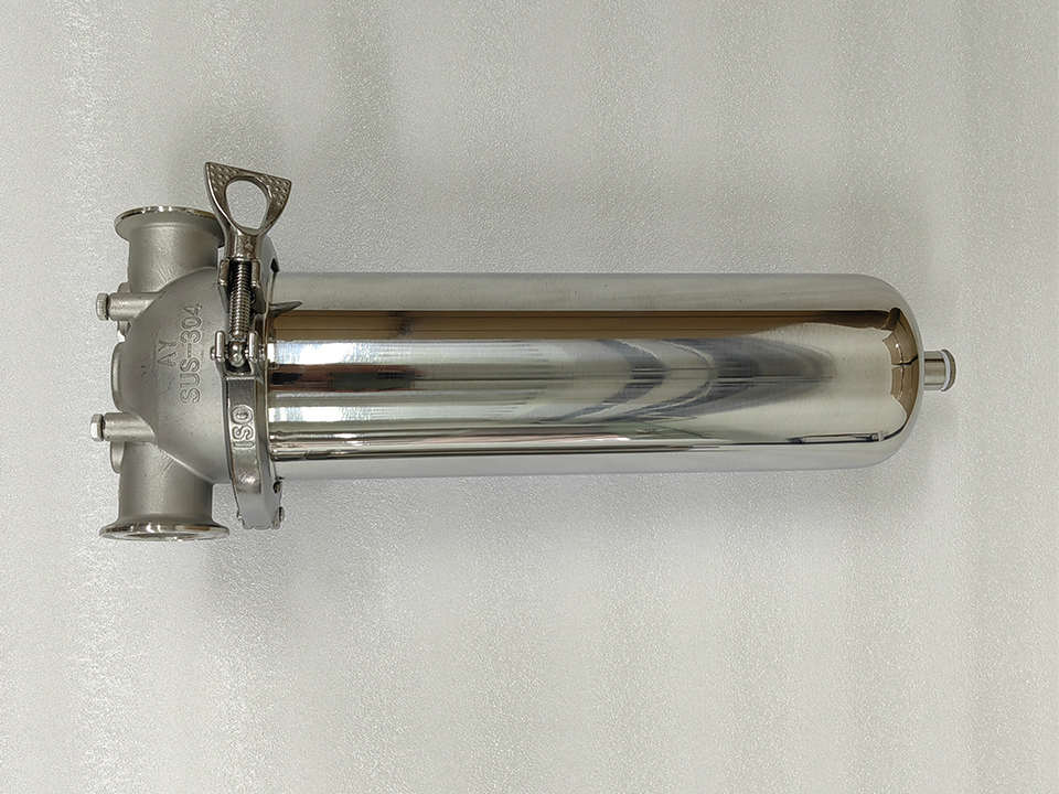 Verfahren zur hydrostatischen Prüfung neuer Filtergehäuse